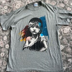 Vintage 1980s Les miserables tee